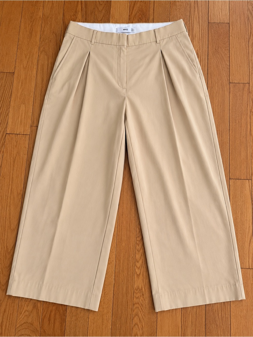 Mango Wide-Leg Cropped Pants in Beige